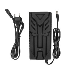 Зарядно  устройство универсално за 42V и 54.6V / 2A с жак 5.5x2.5mm